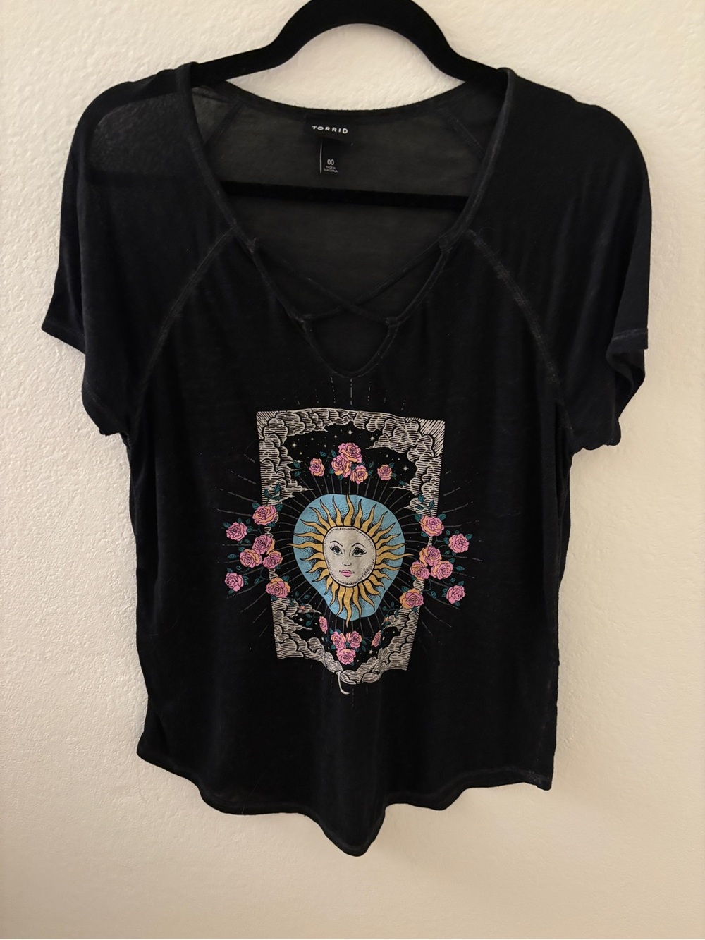 torrid Black Graphic Sun & Pink Floral V‑Neck Tee